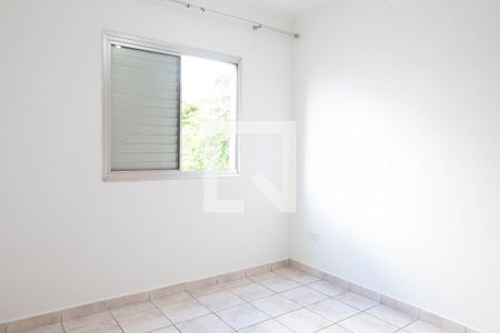 Quarto 2 de apartamento para alugar com 3 quartos, 75m² em Jardim Pedroso, Mauá