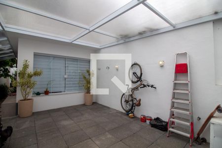 Casa à venda com 165m², 4 quartos e 1 vagaGaragem