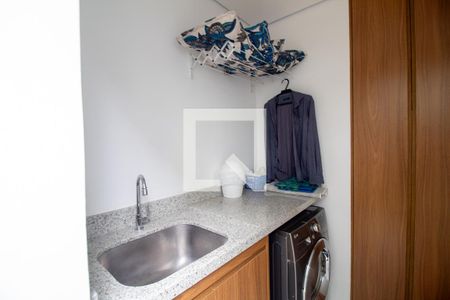 Casa à venda com 165m², 4 quartos e 1 vagaÁrea de Serviço