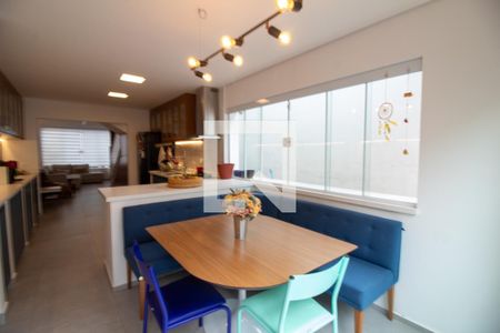 Casa à venda com 165m², 4 quartos e 1 vagaCopa