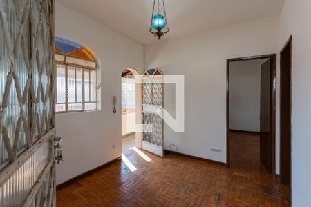 Casa para alugar com 300m², 3 quartos e 1 vagaSala