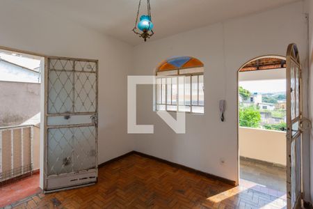 Sala de casa para alugar com 3 quartos, 300m² em Aparecida, Belo Horizonte