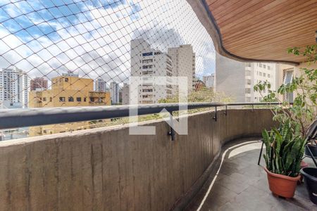 Apartamento à venda com 116m², 3 quartos e 2 vagas Apartamento à venda com 116m², 3 quartos e 2 vagasVista do Quarto 2