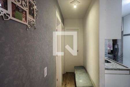 Corredor de apartamento à venda com 2 quartos, 47m² em Jardim Monte Alegre, Taboão da Serra