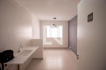 Sala de apartamento para alugar com 2 quartos, 32m² em Fazenda Aricanduva, São Paulo