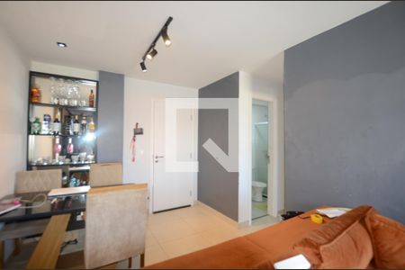 Sala de apartamento para alugar com 2 quartos, 55m² em Bento Ribeiro, Rio de Janeiro