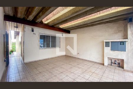 Casa à venda com 125m², 3 quartos e 2 vagasGaragem