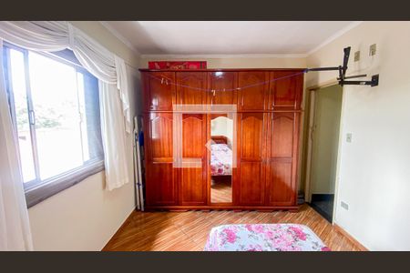 Casa à venda com 125m², 3 quartos e 2 vagasQuarto 1