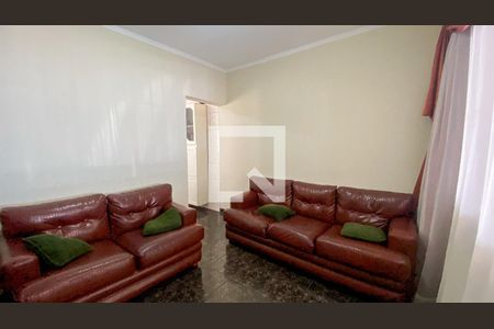 Sala  de casa à venda com 3 quartos, 125m² em Parque Gerassi, Santo André