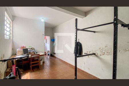 Casa à venda com 125m², 3 quartos e 2 vagasÁrea de Serviço - Quarto