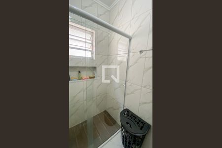 Casa à venda com 125m², 3 quartos e 2 vagasBanheiro