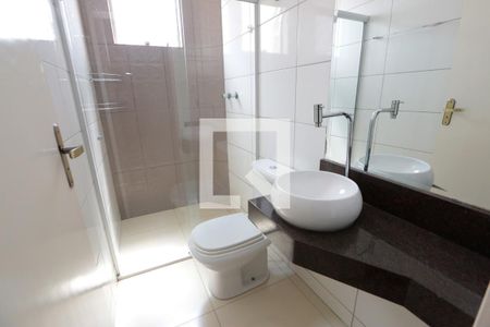 Banheiro de apartamento à venda com 3 quartos, 138m² em Santa Cruz Industrial, Contagem