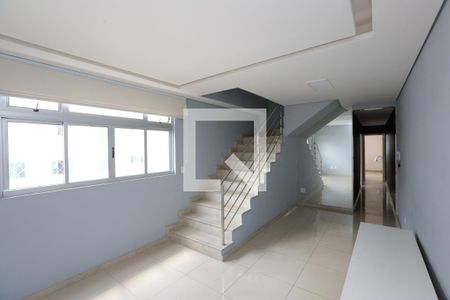 Apartamento à venda com 138m², 3 quartos e 2 vagas Apartamento à venda com 138m², 3 quartos e 2 vagasSala
