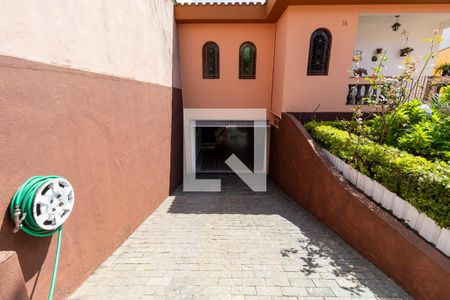 Casa à venda com 316m², 3 quartos e 5 vagasVaranda