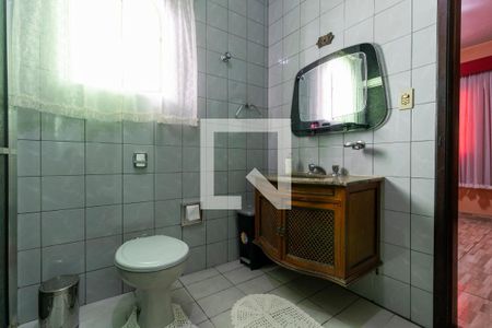 Banheiro de casa à venda com 3 quartos, 316m² em Vila Guilhermina, São Paulo