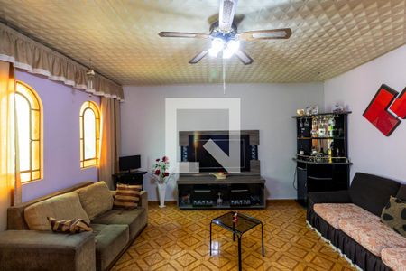 Sala de casa à venda com 3 quartos, 316m² em Vila Guilhermina, São Paulo