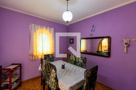 Casa à venda com 316m², 3 quartos e 5 vagasSala jantar