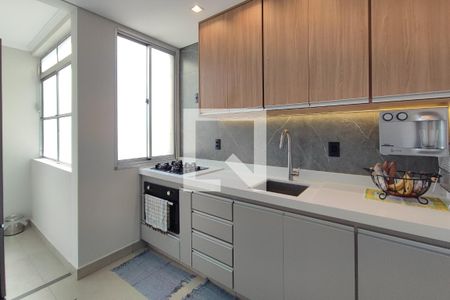 Apartamento à venda com 45m², 2 quartos e 1 vaga Apartamento à venda com 45m², 2 quartos e 1 vagaCozinha