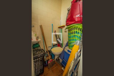 Apartamento à venda com 107m², 2 quartos e 1 vagaBanheiro de serviço