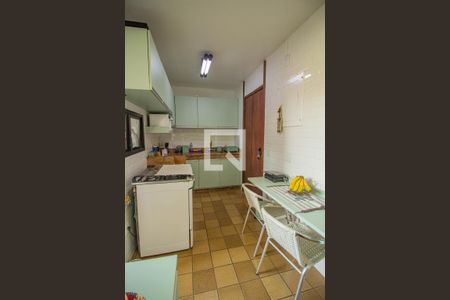 Apartamento à venda com 107m², 2 quartos e 1 vagaCozinha