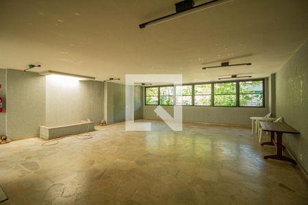 Apartamento à venda com 107m², 2 quartos e 1 vagaÁrea comum - Salão de festas