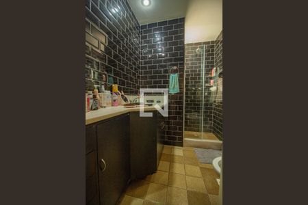 Apartamento à venda com 107m², 2 quartos e 1 vagaBanheiro Social