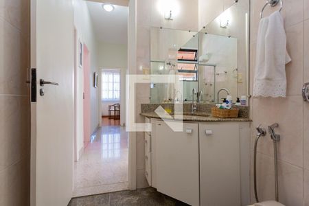 Casa à venda com 360m², 5 quartos e 3 vagasBanheiro