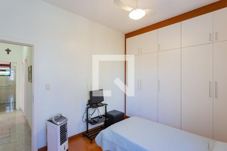 Casa à venda com 360m², 5 quartos e 3 vagasQuarto 2