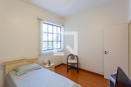 Casa à venda com 360m², 5 quartos e 3 vagasQuarto 2