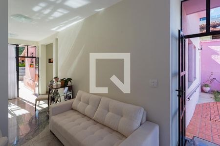 Sala de casa à venda com 5 quartos, 360m² em Santa Ines, Belo Horizonte