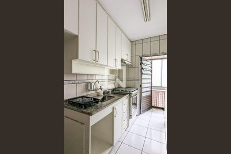 Apartamento à venda com 80m², 3 quartos e 2 vagasCozinha