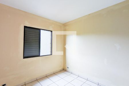 Apartamento à venda com 80m², 3 quartos e 2 vagasQuarto 2
