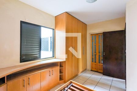 Apartamento à venda com 80m², 3 quartos e 2 vagasQuarto da suíte
