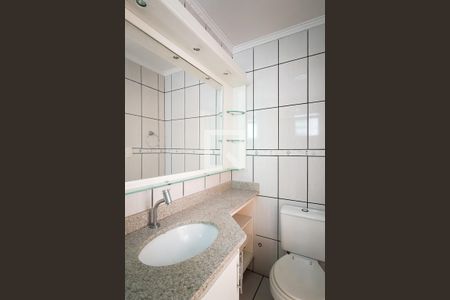 Apartamento à venda com 80m², 3 quartos e 2 vagasBanheiro da suíte