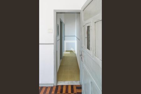 Sala de apartamento para alugar com 1 quarto, 50m² em Olaria, Rio de Janeiro