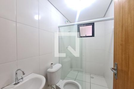 Casa para alugar com 124m², 2 quartos e 1 vaga Casa para alugar com 124m², 2 quartos e 1 vagaBanheiro