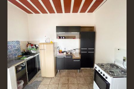 Cozinha de casa à venda com 2 quartos, 360m² em Industrial, Contagem