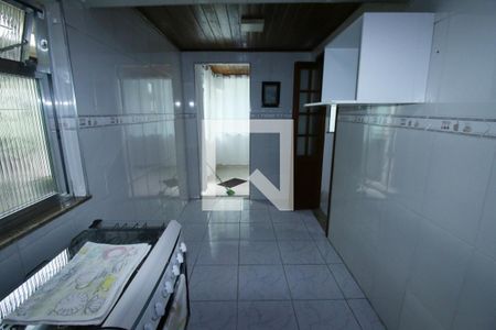 Casa à venda com 135m², 4 quartos e 6 vagasCozinha 2