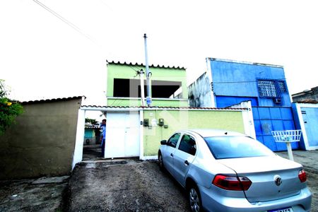 Casa à venda com 135m², 4 quartos e 6 vagasFachada da rua