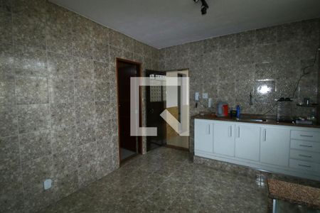 Casa à venda com 135m², 4 quartos e 6 vagasCozinha 1