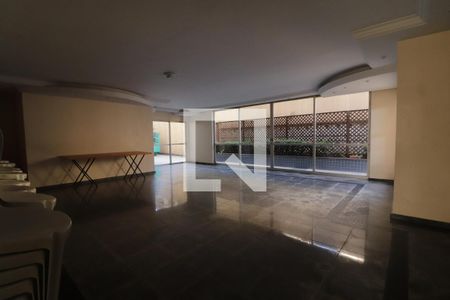 Apartamento para alugar com 141m², 4 quartos e 2 vagas Apartamento para alugar com 141m², 4 quartos e 2 vagasÁrea comum - Salão de festas