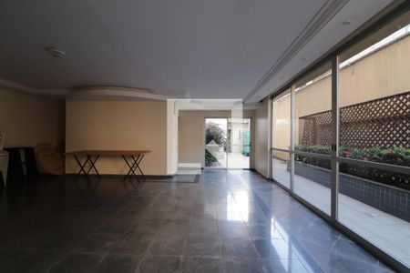 Apartamento para alugar com 141m², 4 quartos e 2 vagas Apartamento para alugar com 141m², 4 quartos e 2 vagasÁrea comum - Salão de festas