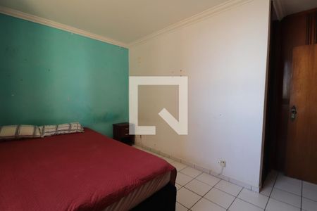 Apartamento para alugar com 141m², 4 quartos e 2 vagas Apartamento para alugar com 141m², 4 quartos e 2 vagasQuarto 2