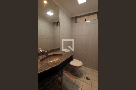 Apartamento para alugar com 141m², 4 quartos e 2 vagas Apartamento para alugar com 141m², 4 quartos e 2 vagasBanheiro Social