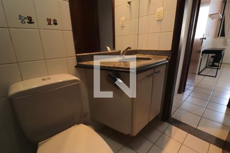 Apartamento para alugar com 141m², 4 quartos e 2 vagas Apartamento para alugar com 141m², 4 quartos e 2 vagasBanheiro Social