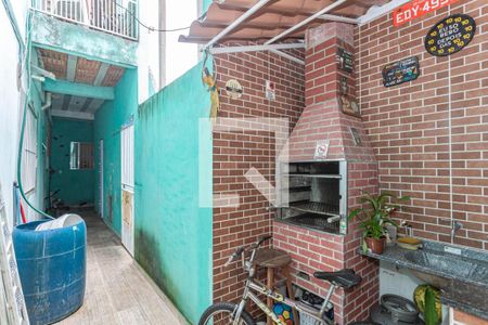 Casa à venda com 45m², 2 quartos e 2 vagasChurrasqueira