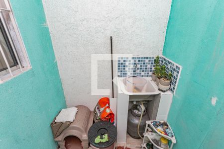 Casa à venda com 45m², 2 quartos e 2 vagasLavanderia