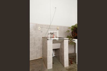 Casa à venda com 250m², 4 quartos e 3 vagas Casa à venda com 250m², 4 quartos e 3 vagasÁrea de Serviço