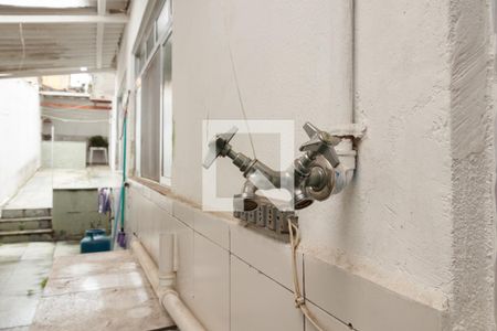 Casa à venda com 250m², 4 quartos e 3 vagas Casa à venda com 250m², 4 quartos e 3 vagasÁrea externa