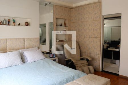 Apartamento à venda com 156m², 4 quartos e 1 vagaSuíte 